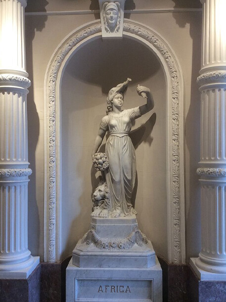 Statue inside Palazzo Ferreira