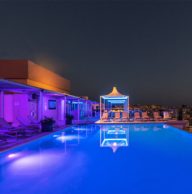 AX The Palace - 5-star Hotel in Sliema - Rooftop Outdoor Pool