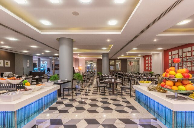 5-star AX The Palace Hotel in Sliema - The Tabloid Buffet Restaurant in Malta