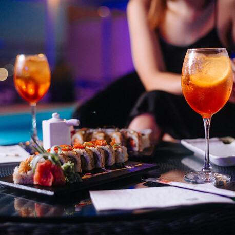 Sushi and Cocktails at Lounge 360