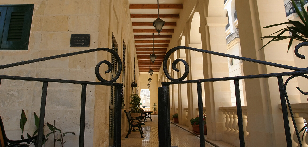 AX Palazzo Capua - Entrance