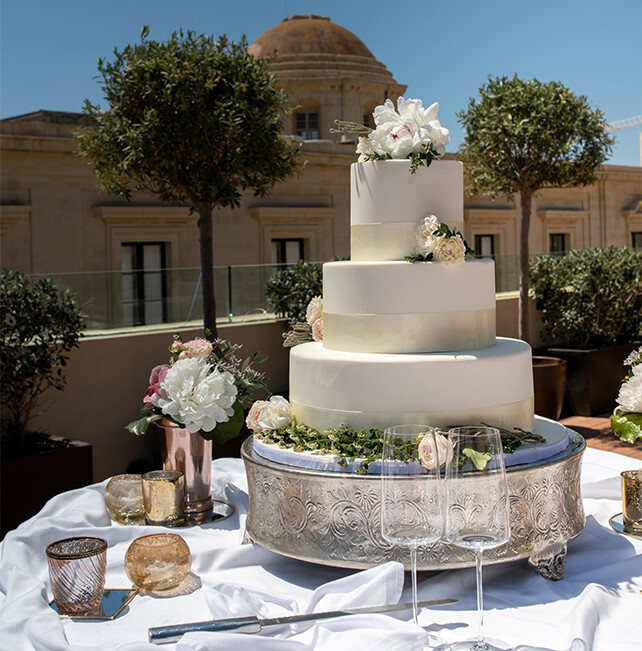 5-star Luxury Hotel in Valletta - Rosselli AX Privilege - Over Grain - Outdoor wedding venue in Malta