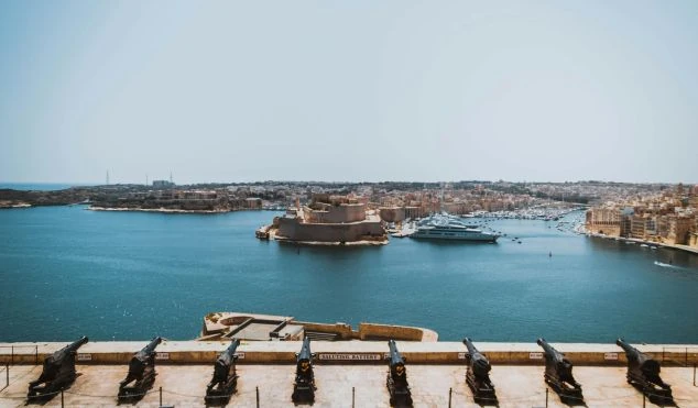 Valletta Holidays - Saluting Battery