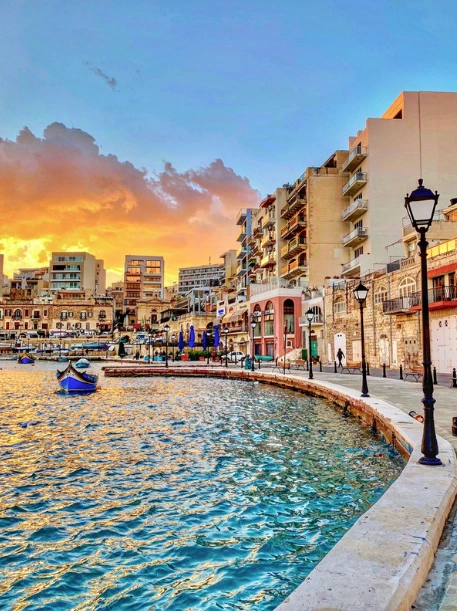 Spinola Bay St Julian